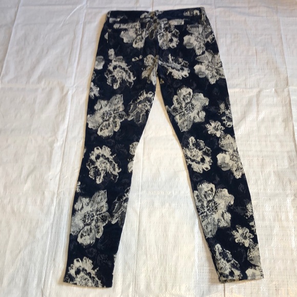 7 For All Mankind Women's Ankle Skinny Jean B1-09 - Picture 2 of 8